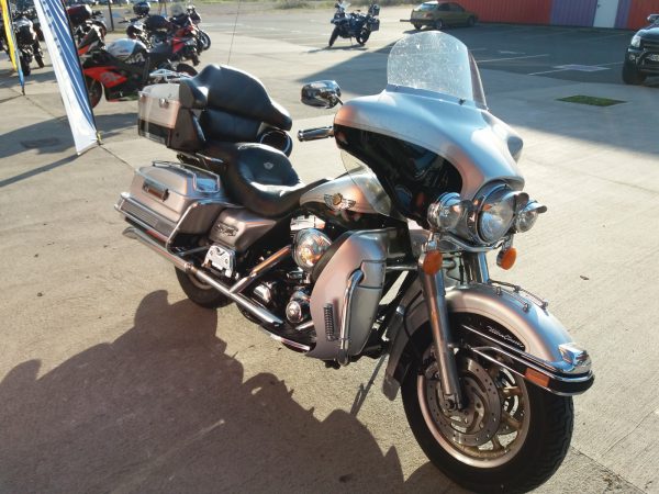 HARLEY DAVIDSON ELECTRA GLIDE ULTRA CLASSIC 100 EME ANNIVERSAIRE – Image 9