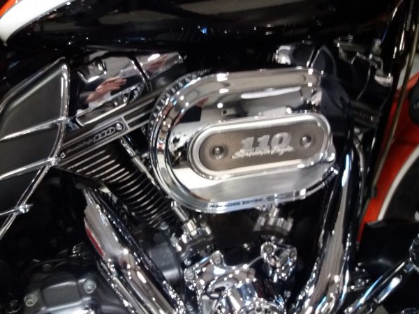 HARLEY DAVIDSON ELECTRA GLIDE ULTRA CLASSIC CVO – Image 17