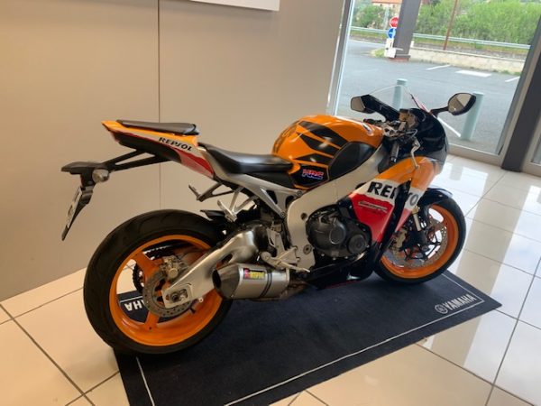 HONDA CBR 1000 RR FIREBLADE REPSOL – Image 4