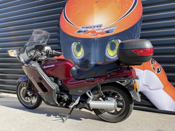 KAWASAKI GTR 1000 – Image 4