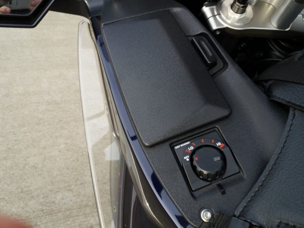 KAWASAKI GTR 1400 – Image 4