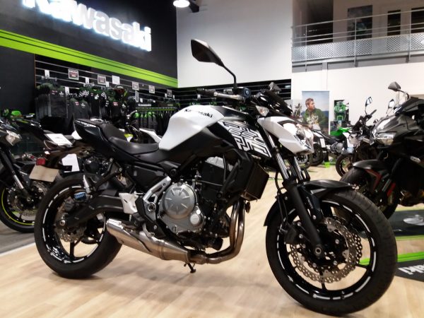 KAWASAKI Z 650 (47.5CV)