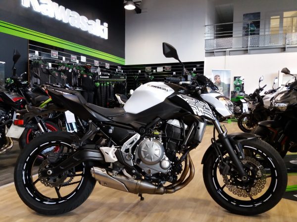 KAWASAKI Z 650 (47.5CV)