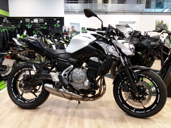 KAWASAKI Z 650 (47.5CV)