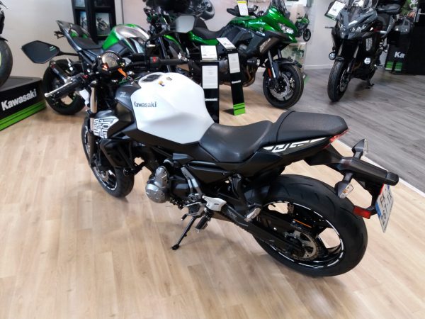 KAWASAKI Z 650 – Image 5