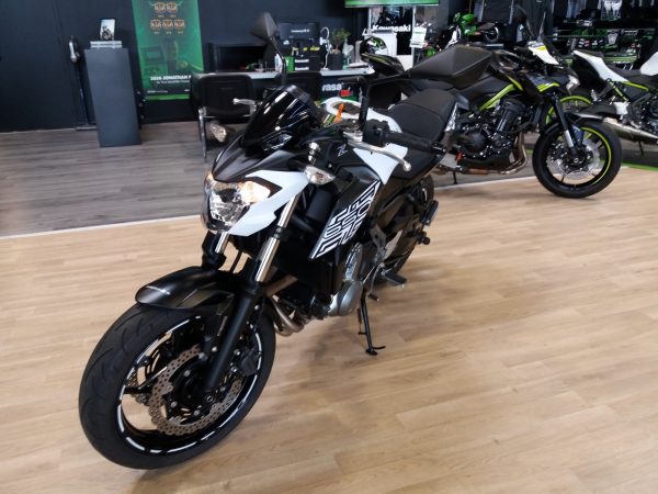 KAWASAKI Z 650 – Image 6