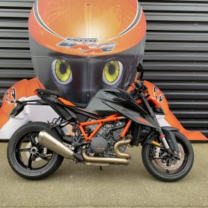 KTM 1290 SUPER DUKE R  BLACK  2020