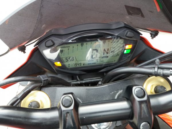 SUZUKI GSXS 750 – Image 6