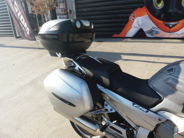 YAMAHA FJR 1300 ABS – Image 9