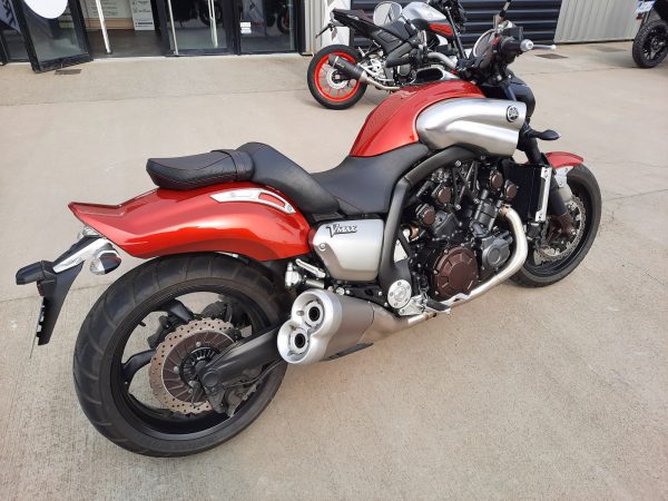 YAMAHA VMAX 1700 – Image 3