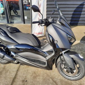YAMAHA XMAX 300 tech max