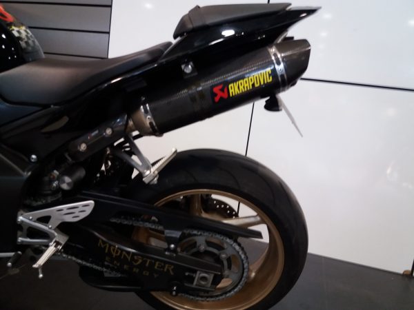 YAMAHA YZF 1000 R1 – Image 2