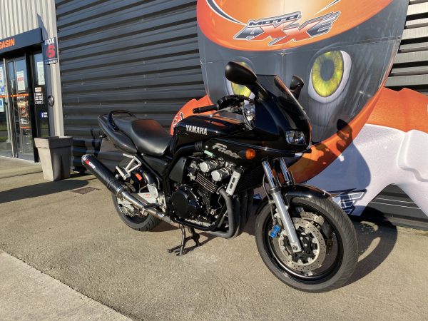 YAMAHA FZS FAZER – Image 2