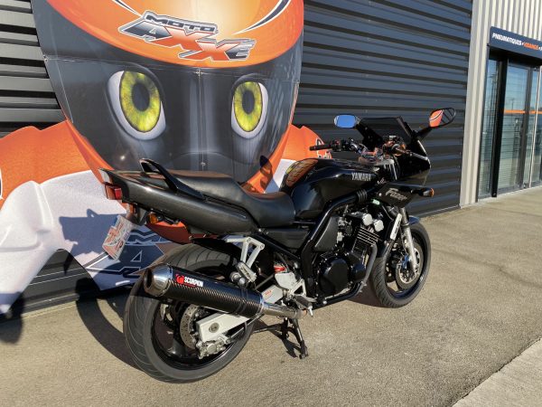 YAMAHA FZS FAZER – Image 3