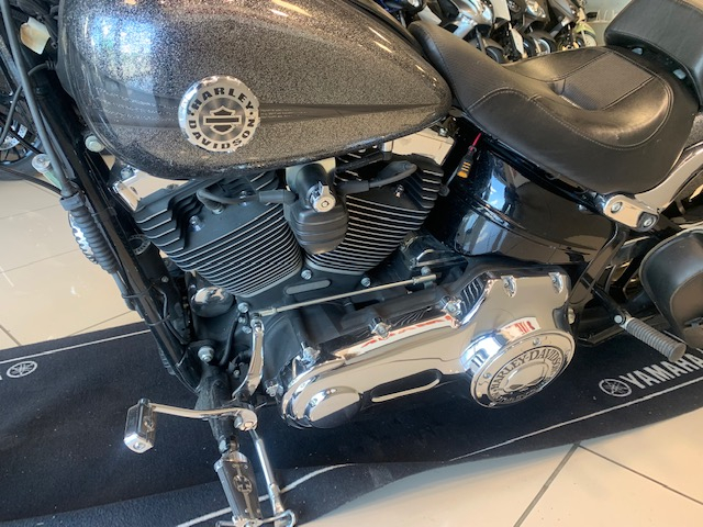 HARLEY DAVIDSON SOFTTAIL BREAKOUT 1690 – Image 17