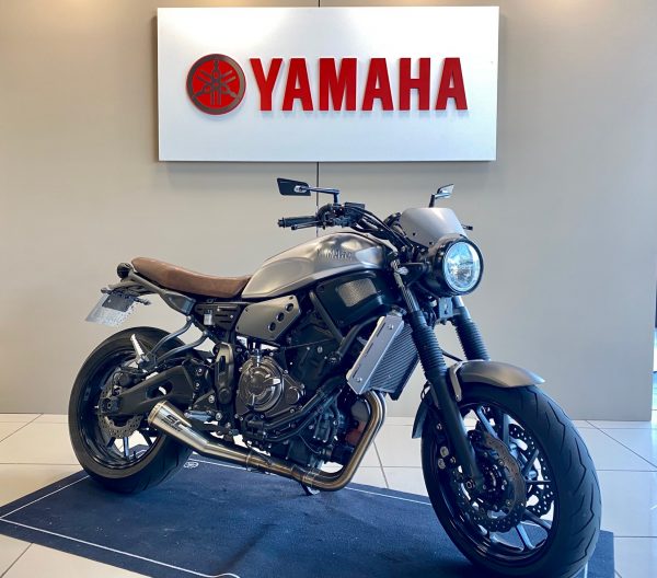 YAMAHA XSR 700