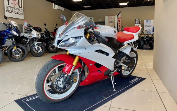 YAMAHA YZF-R6 – Image 3