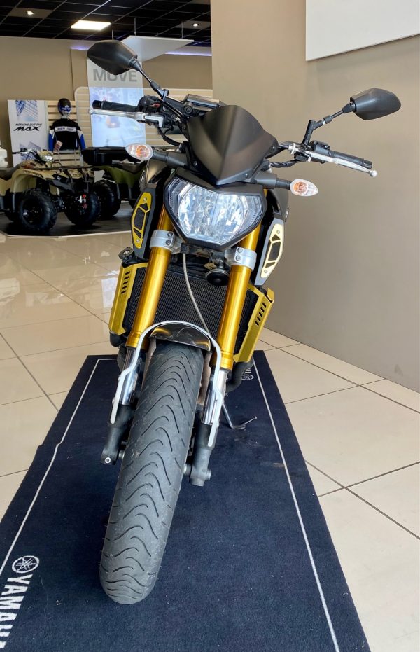 YAMAHA MT-09 – Image 5