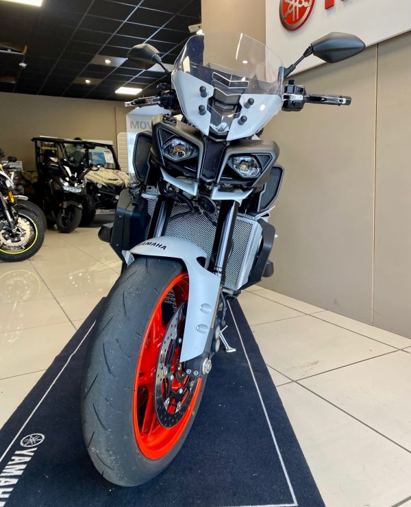 YAMAHA MT-10 – Image 5