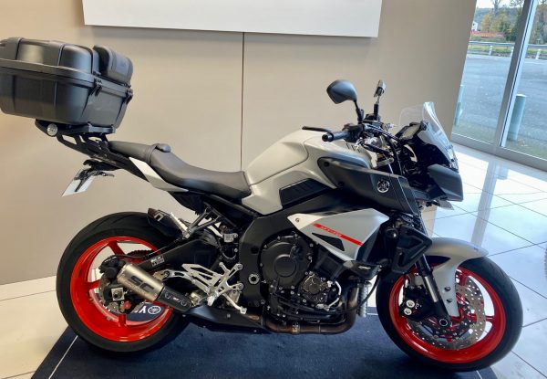 YAMAHA MT-10 – Image 8