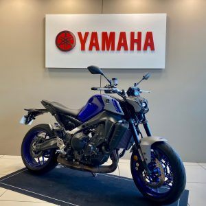 YAMAHA MT-09