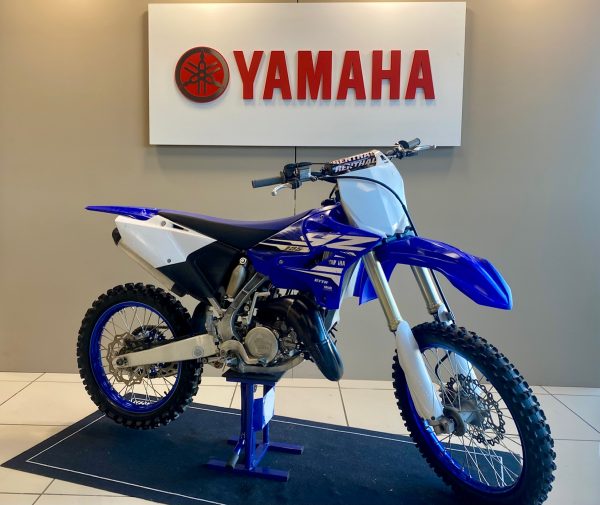 YAMAHA YZ 125