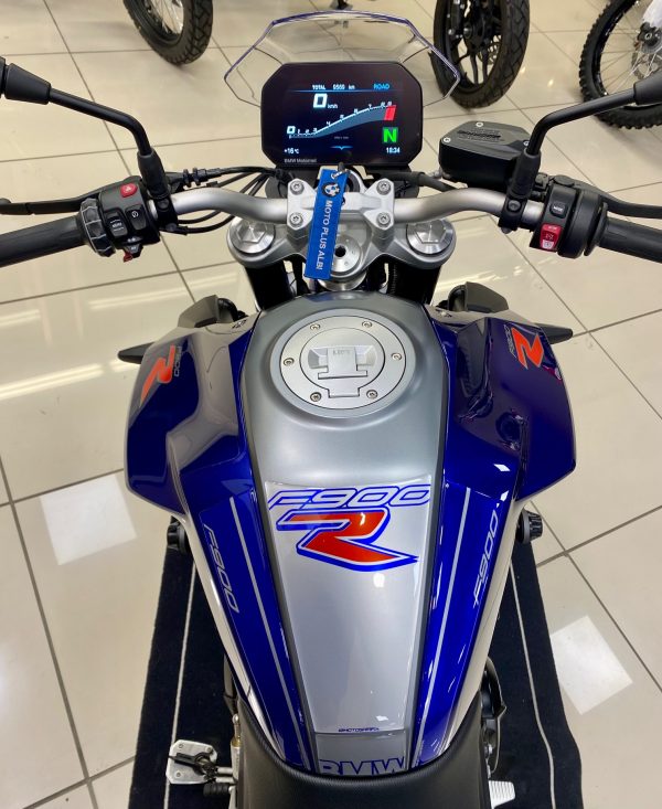 BMW F 900 R – Image 2