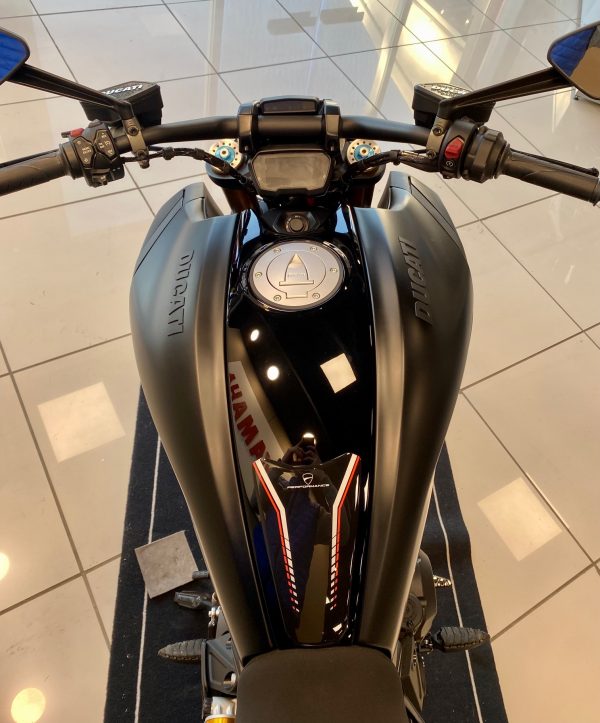 DUCATI DIAVEL S – Image 2