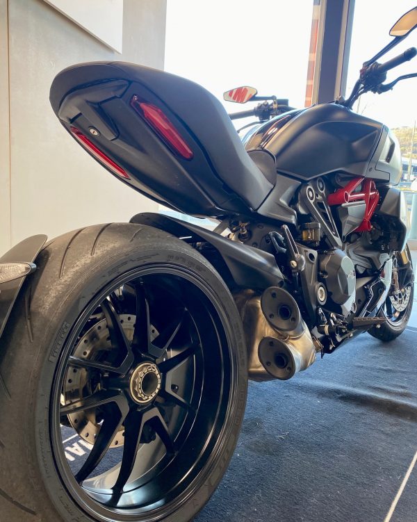 DUCATI DIAVEL S – Image 4