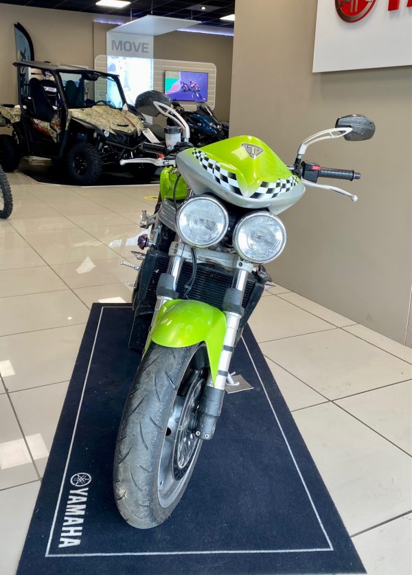 TRIUMPH STREET TRIPLE 955 I – Image 5