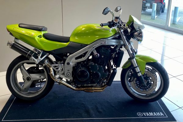 TRIUMPH STREET TRIPLE 955 I – Image 6