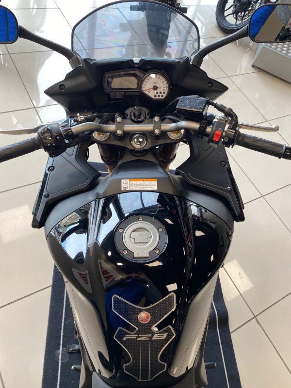 YAMAHA FZ8  ABS – Image 3