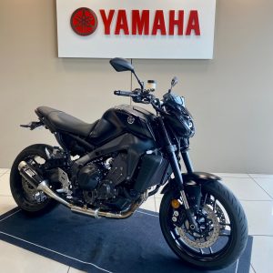 YAMAHA MT-09