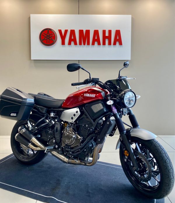 YAMAHA XSR 700 ABS