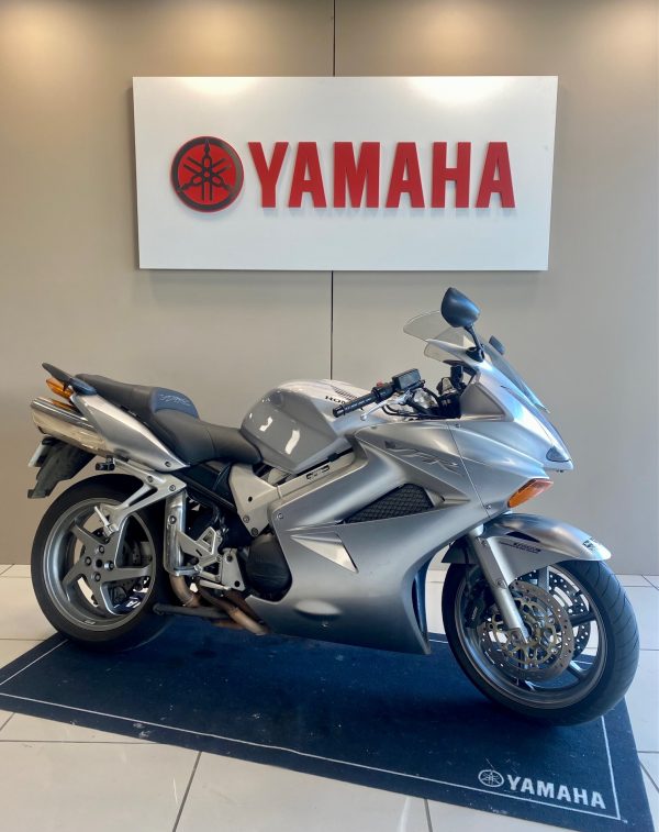 HONDA VFR 800 F