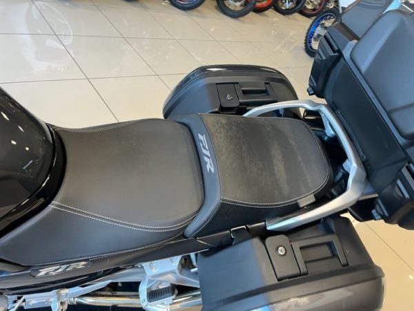 YAMAHA FJR 1300 AS – Image 8