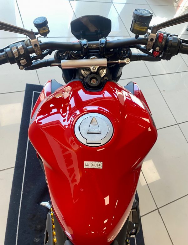 DUCATI STREETFIGHTER V2 – Image 2