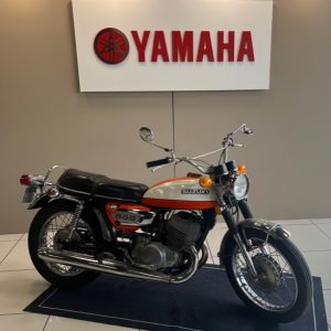 SUZUKI T500