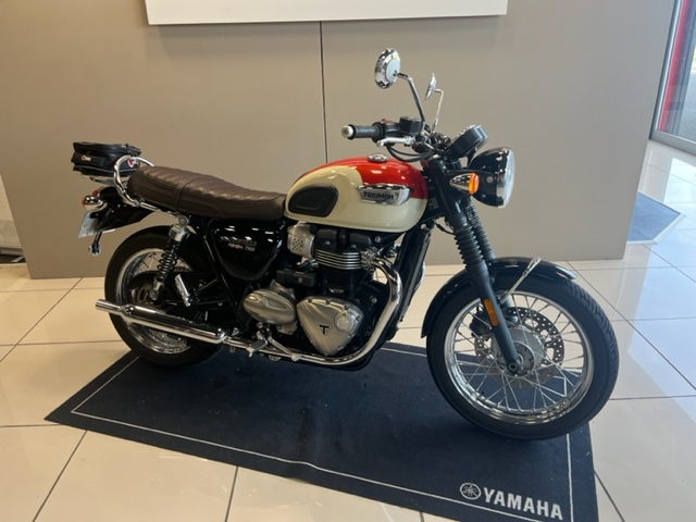 TRIUMPH Bonneville T100 – Image 4