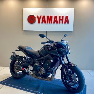 YAMAHA MT-09