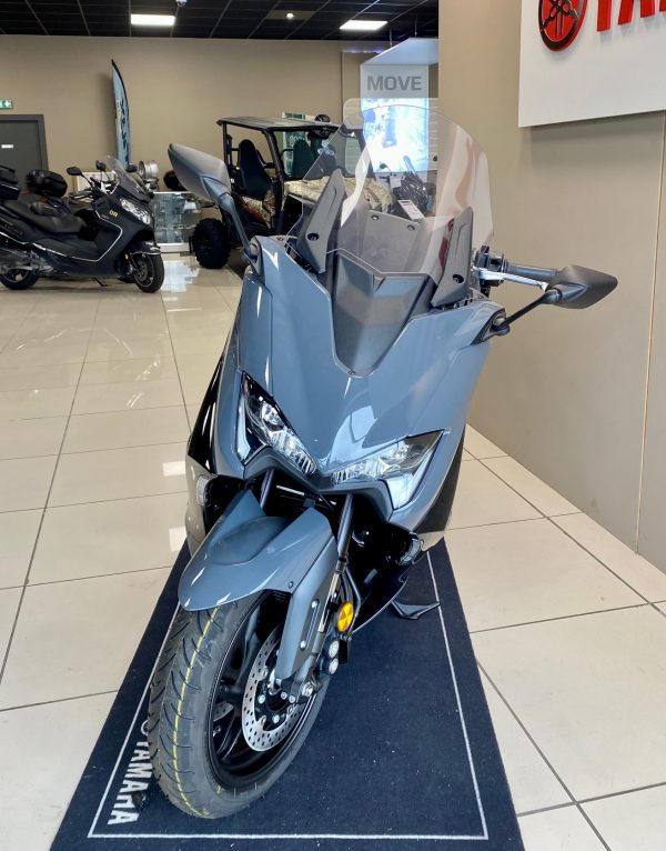 YAMAHA TMAX 560 TECH MAX – Image 3