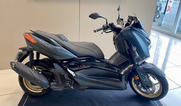 YAMAHA XMAX 125 TECH MAX – Image 2