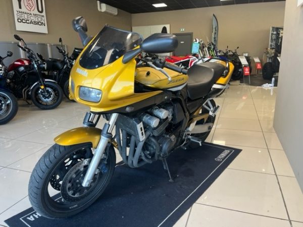 YAMAHA FZ6 600 FAZER – Image 3