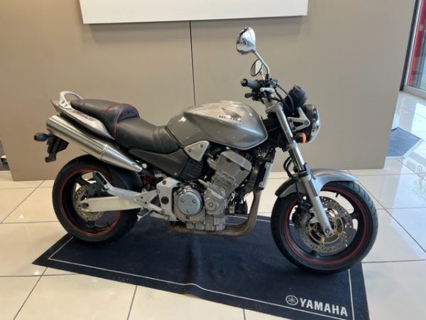 HONDA CB 900 F HORNET – Image 4