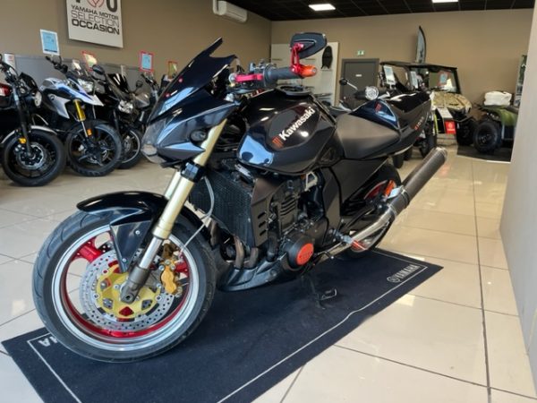 KAWASAKI Z 1000 – Image 4