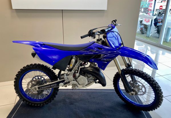 YAMAHA 125 YZ – Image 4
