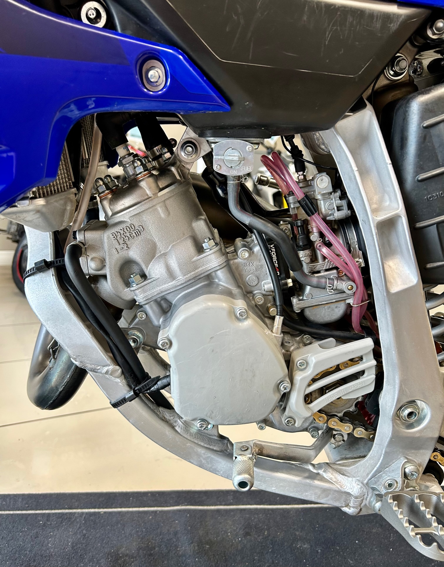 YAMAHA 125 YZ – Image 5