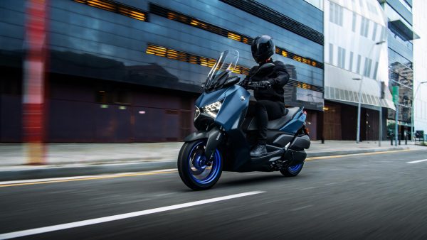 YAMAHA XMAX 300 – Image 3