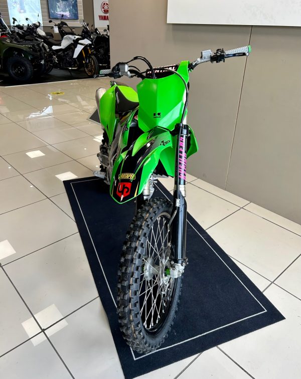 KAWASAKI KXF 250 – Image 4