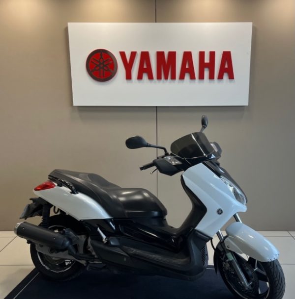 YAMAHA XMAX 125